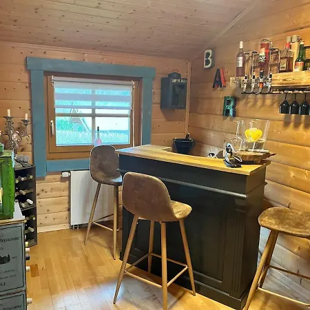 Cozy Wooden House To Feel Good 度假居 *