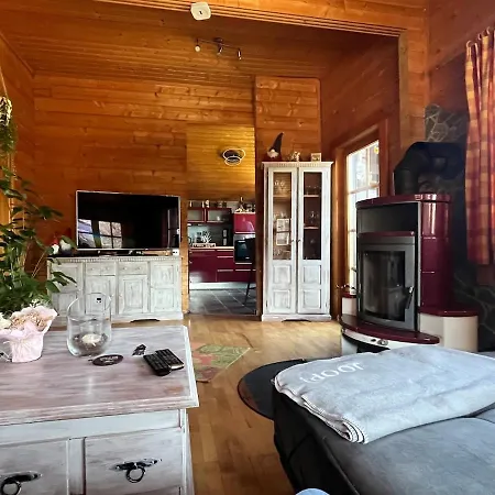 Cozy Wooden House To Feel Good 度假居 *