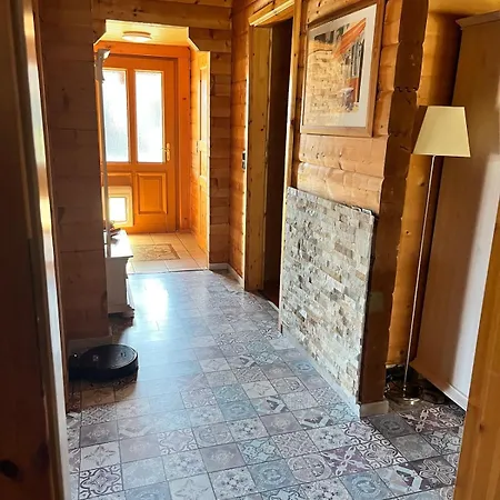 Cozy Wooden House To Feel Good
